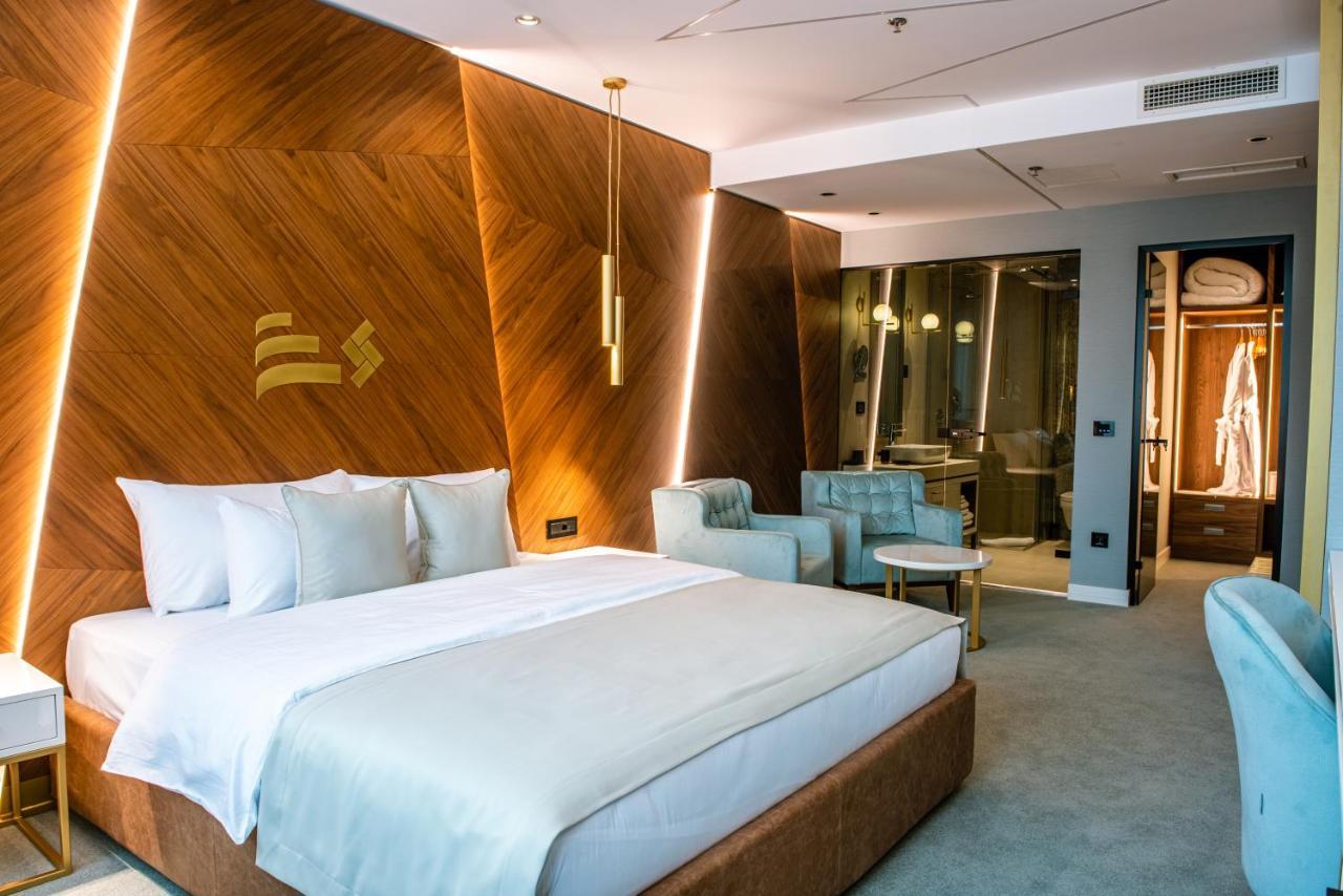 Hotel Pupin Novi Sad Exterior foto A room at the hotel